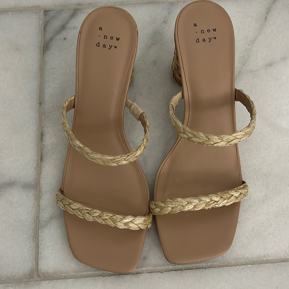 Raffia Heels size 8